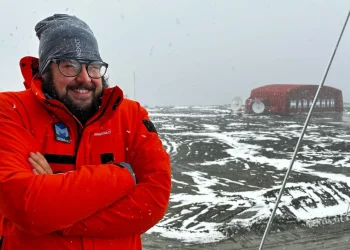 De Mendoza a la Antártida: viajó para donar tecnología que cambiará los días en la base Marambio