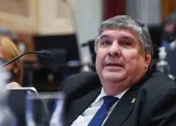 El kirchnerismo reflotará un proyecto para fijar los salarios de los tres poderes del Estado