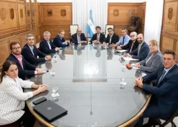 El Gobierno recibió a Pichetto y a su bloque antes de la discusión de la nueva Ley Ómnibus