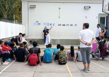 Alumnos del instituto IRIS recordaron la gesta de Malvinas de una manera especial