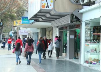 Miércoles no hay atención comercial por el Día del Trabajador y desde la UEC analizaron la reforma laboral