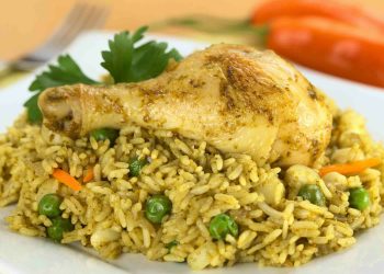 Desde la parroquia de Lourdes realizan mañana una venta de arroz con pollo