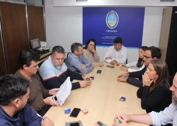 Paritarias: qué gremios estatales aceptaron y cuáles rechazan la oferta del gobierno provincial