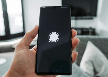 Qué es Signal, el servicio de mensajería al que cada vez más usuarios eligen como alternativa a WhatsApp