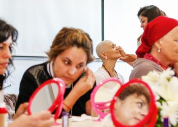 Se acerca la edición 2024del taller “Luzca bien, siéntase mejor” de ALCEC para mujeres bajo tratamiento oncológico