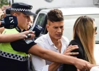 Vélez le rescindió el contrato a Sosa por el escándalo de abuso sexual