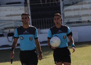 Los árbitros Fernando Muñoz y Rodrigo Cabrera firmarán contrato con AFA