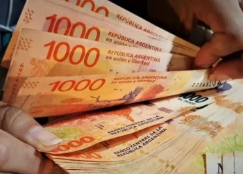 El salario pretendido por los argentinos ya supera los 700.000 pesos