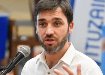 El gobernador de Chubut anticipó que los senadores patagónicos rechazarán la restitución de Ganancias