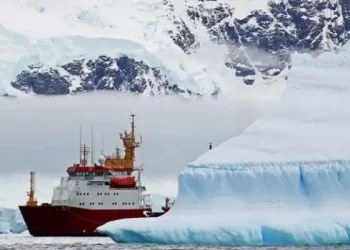 Rusia halló la mayor reserva de petróleo del mundo en la Antártida