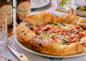 Cuál es la pizzería mendocina mejor valorada en Google