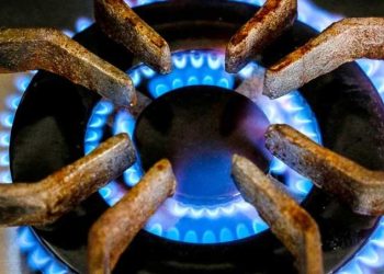 El Gobierno prioriza gas a hogares y algunas industrias deberán frenar su producción