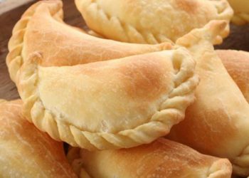 Una receta económica y rendidora: El ingrediente secreto para hacer la masa de empanadas caseras 
