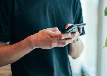 Tan económicos como elegantes: llegan a la Argentina los nuevos celulares lanzados por Motorola