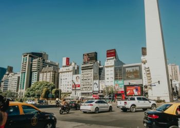 La inteligencia artificial tiene la respuesta: cuál es la ciudad más «fea» de Argentina