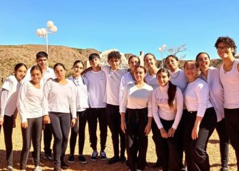 Alumnos de la escuela San Francisco Solano filmaron un video por el Día del Himno en Los Reyunos
