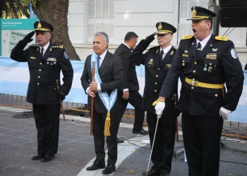 En vivo: Alfredo Cornejo llegó a la Legislatura para dar su discurso