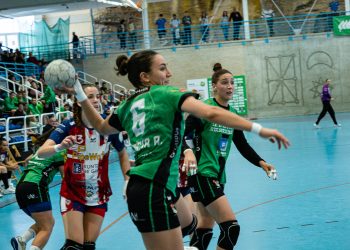 El Replasa Beti-Onak de Ayelén García mantuvo la categoría en el handball español