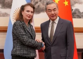 El Gobierno defendió a Mondino tras sus dichos sobre los chinos: «La discriminación no está dentro de su alma»