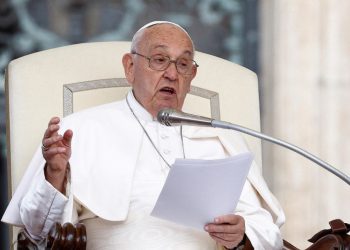 El papa Francisco afirmó que «ya hay demasiado mariconeo» en los seminarios, según medios italianos