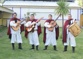 El conjunto folklórico Los Hacheros cumplió 25 años y se prepara para celebrarlo con un recital en el Roma