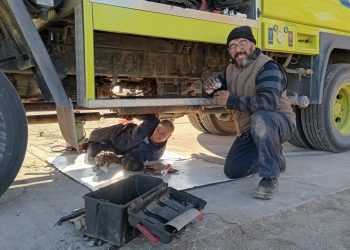 Los mecánicos de la Municipalidad y su participación en el arreglo de la autobomba del Aeropuerto