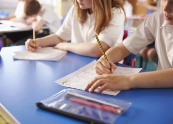 Las cuotas de las escuelas privadas de Mendoza aumentaron un 30% y hay unos 70 mil alumnos inscriptos para los vouchers