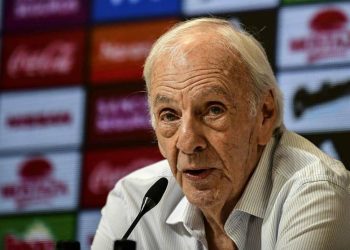 Falleció César Luis Menotti