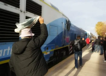 Nicolás Posse explicó por qué se suspendió el tren Mendoza-Buenos Aires