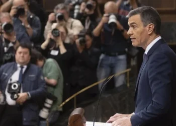 Pedro Sánchez dice que su esposa es «honesta» y expresó su confianza en la justicia española