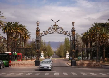 Buscan desalojar a usurpadores del Parque General San Martín