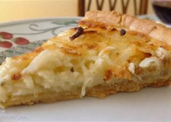 Una receta fácil y económica: La clave para hacer la mejor  tarta de cebolla y queso cremosa