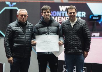 Santiago Lorenzo fue homenajeado en el WTT Contender de tenis de mesa