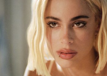 Tras despedirse de los escenarios, Tini Stoessel se irá del país: los detalles