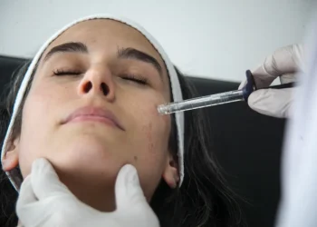 Efecto colágeno: cada vez más jóvenes buscan frenar el paso del tiempo