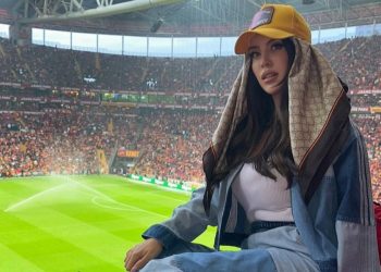Estilo único: el llamativo gorro de león que usó Wanda Nara para alentar a Mauro Icardi