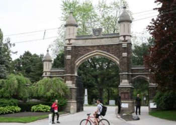 Canadá: por razones económicas, la gente no reclama a sus muertos