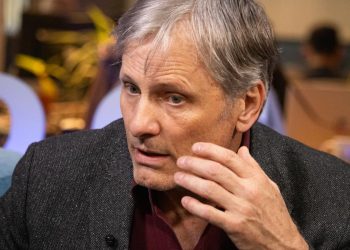 Viggo Mortensen realizó una durísima crítica contra Javier Milei y su plan de gobierno