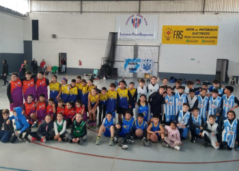 En Pedal se llevó a cabo un encuentro de básquet por el Centenario del club