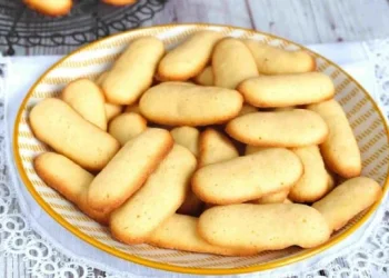 La clave para hacer en pocos minutos unas lengüitas de vainilla, las clásicas galletitas para el mate