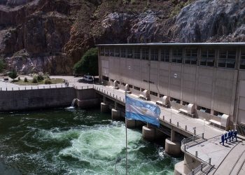 Mendoza nuevamente a la carga para recuperar el 100% de las regalías hidroeléctricas de Los Nihuiles