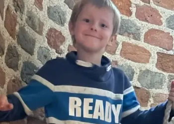 Un joven de 15 años mató a un niño por un reto viral de TikTok: cuántos años de cárcel le dieron