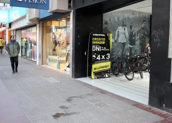 La recaudación cayó 14% en el primer cuatrimestre y preocupa el nivel de la actividad