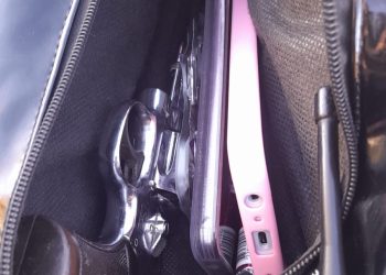 Una pareja detenida con armas y proyectiles: ella tiene 16 años