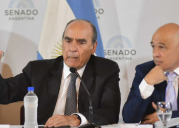 Ley Bases: el Gobierno admitió que negocia cambios en el régimen de inversiones y en Ganancias