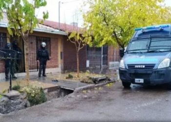 Importantes allanamientos: Desbarataron una red de tráfico de armas en Mendoza que iba a Chile