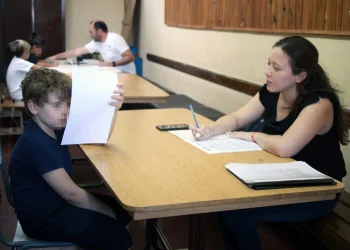 Censo de Fluidez Lectora: el 30% de los alumnos críticos mejoró respecto al 2023