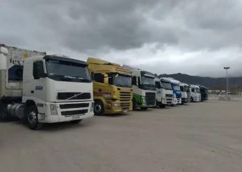 Alta montaña: unos 40 camioneros fueron sometidos a controles médicos y uno quedó internado