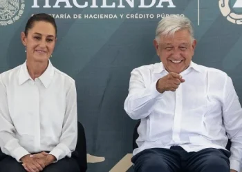 López Obrador asegura que no habrá «retrocesos» con el cambio de Gobierno en México