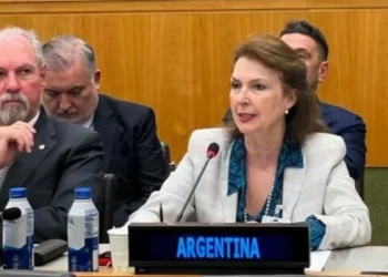Mondino reafirmó el reclamo por Malvinas en la ONU y llamó a tener una relación «madura» con el Reino Unido